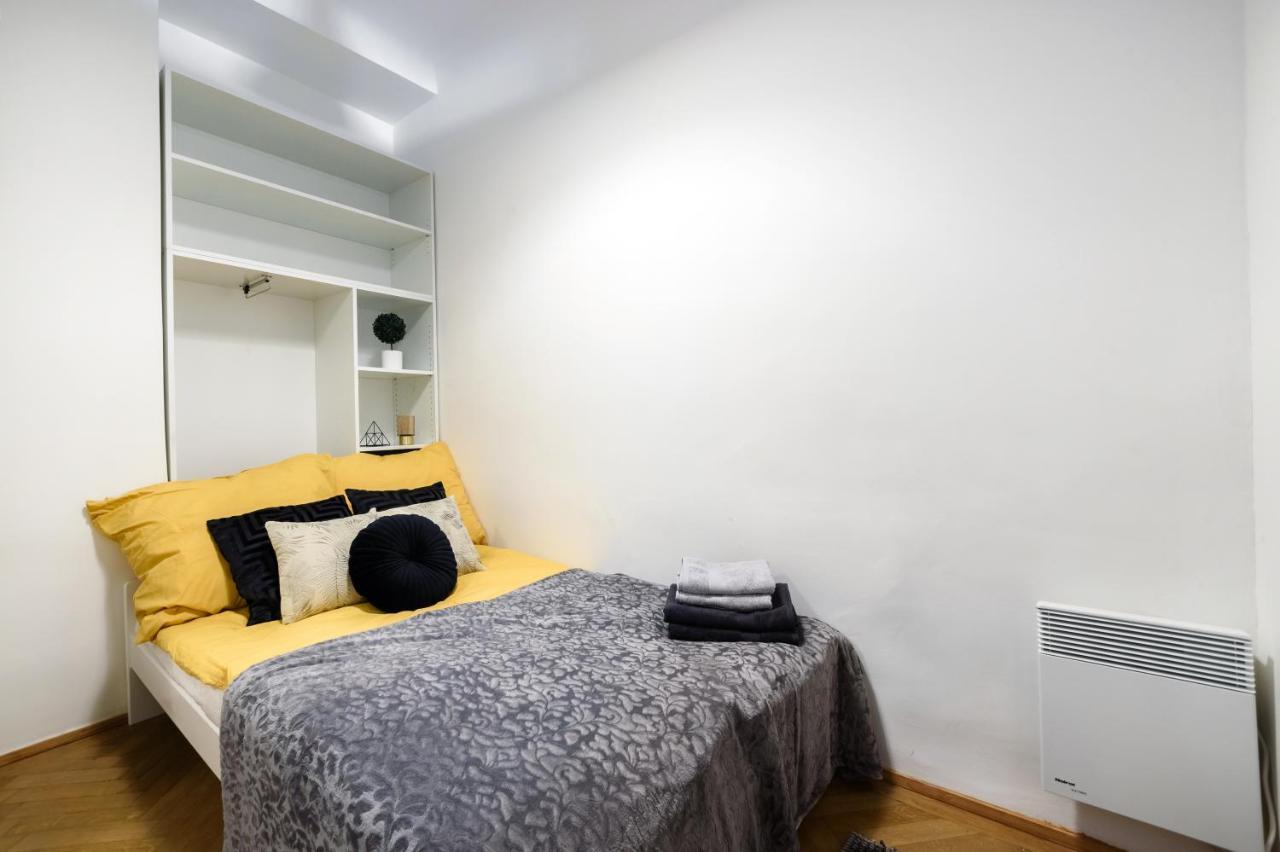 Buda Centre Homes By The Allee Shopping Mall 부다페스트 외부 사진