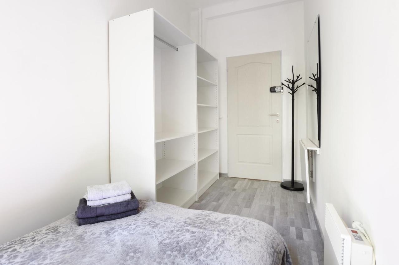 Buda Centre Homes By The Allee Shopping Mall 부다페스트 외부 사진